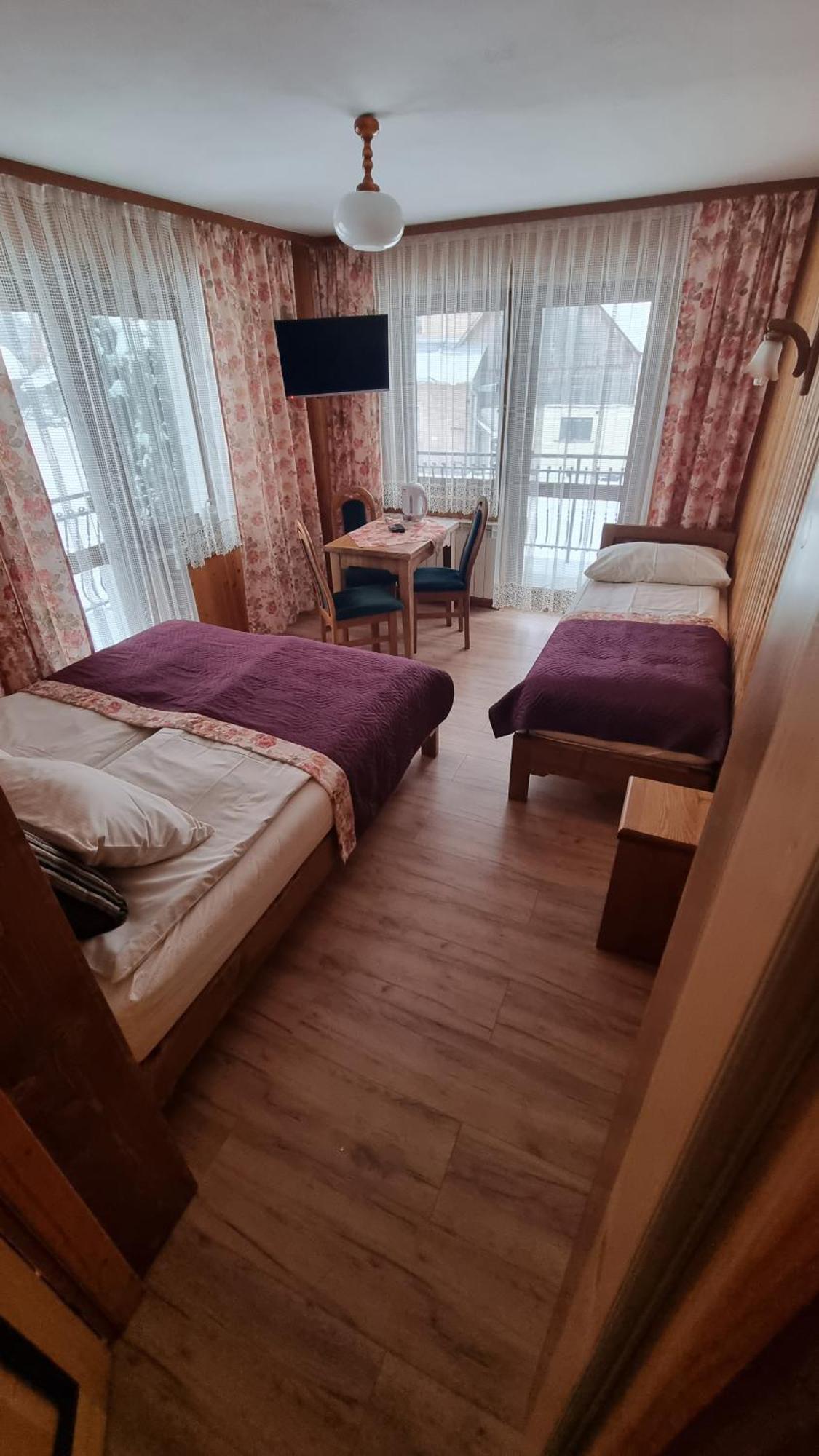 Jędruś Kwatera prywatna *